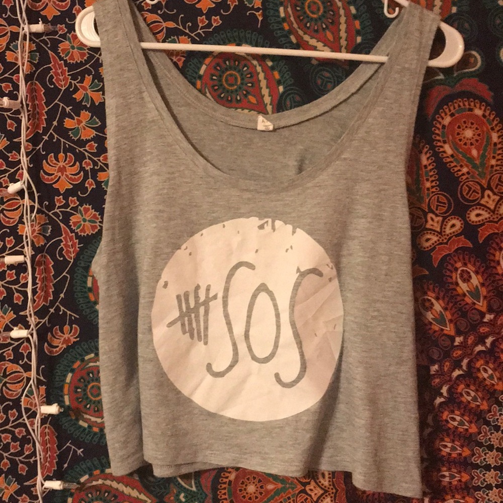 old 5SOS gray tank top